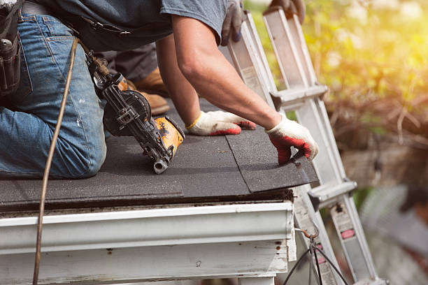 Best Flat Roof Repair Services  in Lancaster, WI