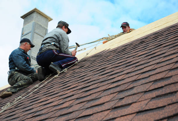 Best Roofing Contractors for Homes  in Lancaster, WI